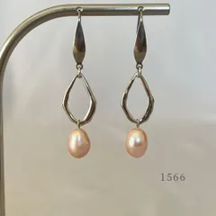 バロック淡水パール・天然色ピーチ＆雫　ピアス　・・✽・・　〈真珠　サージカルステンレス　フック〉