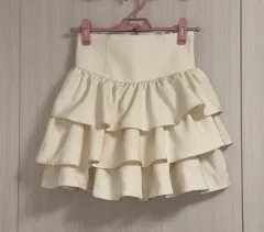 Lovilyn 3段フリルスカート 白 / ミシェルマカロン 量産型地雷系スナ系