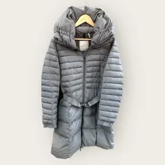 4/ MONCLER モンクレール グースダウン ベルト付き ワッペン ダウンジャケット ロング丈