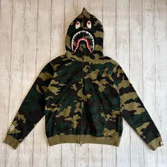 A BATHING APE 迷彩柄パーカー A BATHING APE 迷彩パーカー