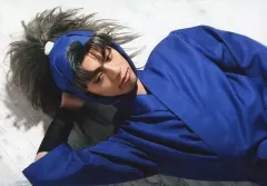 【中古】生写真(男性) 栗原大河(竹谷八左エ門)/横型・上半身・衣装青・斜め・右手頭・目線左・キャラクターショット/「ミュージカル 忍たま乱太郎 第8弾 再演 がんばれ五年生!技あり、術あり、初忍務!!」ブロマイド第1弾