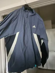 adidas アディダス ウーブン オーバーサイズ ウィンドブレーカー is5147