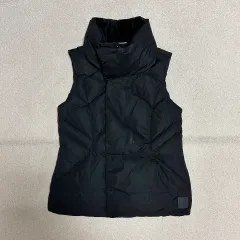 UNDER ARMOUR UA スポーツスタイル ダウン ベスト