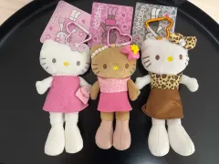 (3個まとめ売り) Sanrio ロング足 ハローキティ キーホルダー タンニング ハローキティ GoGoGirl ドレスアップ ぬいぐるみ