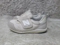 145 ニューバランス 313 キッズ 子供靴 ジュニア 中古 靴