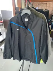 NIKE ナイキ ブラック ウィンドブレーカー ブルー LINE S サイズ