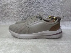 275 スケッチャーズ ゴーウォーク ベージュ スニーカー 中古 靴