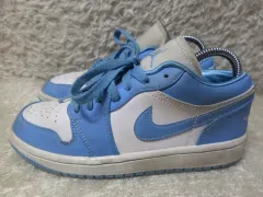 230 NIKE ジョーダン1 ロー ユニバーシティ スニーカー 中古 靴