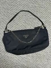 2026年最新】オールドプラダの人気アイテム - メルカリ