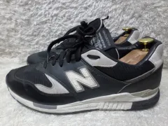 270 ニューバランス 840 ブラック スニーカー 中古 靴