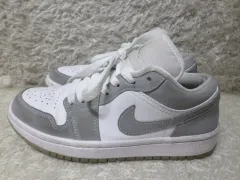 230 NIKE エアジョーダン1 ロー ウルフグレー スニーカー 中古 シューズ
