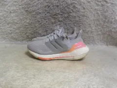 230 アディダス ウルトラブースト スニーカー 中古 靴