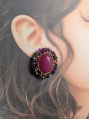 大ぶりビジュー ピンクパープルオーバル ピアス／ボリューム ビーズ刺繍 アクセサリー