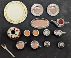 リーメント ご褒美ケーキ ぷちサンプルシリーズ 10.銀食器でティータイム