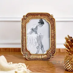 フォトフレーム ヨーロッパ ヴィンテージ ゴールデン フローラル パターン  横向き & 縦向き 両面対応 写真表示 樹脂素材 装飾美術スタイル デスクトップ マウント インサート ペーパー付き ホーム デコレーション用 ゴールド相紙ランダム