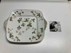 WEDGWOOD ワイルドストロベリー スクエアプレート 箱無し