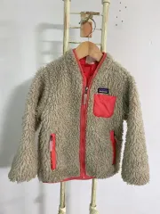 ヴィンテージ(キッズ4T)パタゴニアキッズボアアウター