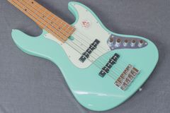 柿*彦様 スクワイア ジャズベース Squier 40th Anniversar - メルカリ