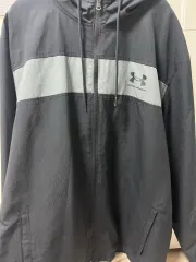 UNDER ARMOUR アンダーアーマー ウィンドブレーカー