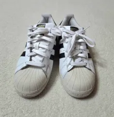 アディダス SUPERSTAR 白黒 スニーカー