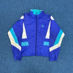 ナイキ オールドスクール ウィンドブレーカー M
