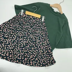110 キッズ グリーン7分Tシャツ スカート セット