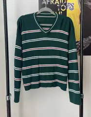レディース グリーン Vネック ニット Free!
