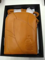 ムーミン　リトルミイ　高級　ナチュラルレザー　ミニポシェット