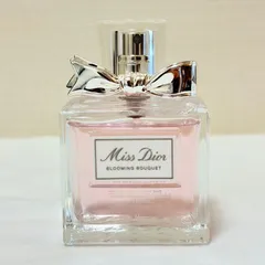 Dior Miss Dior BLOOMING BOUQUET eau de toilette ミスディオール ブルーミングブーケ　オードトワレ　50ml