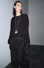 新品未使用ZARA(ザラ)ブラックブラウスカットソー