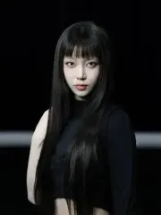 STAYC スミン サイン入りチェキ サイン入りポラロイド 出品 - メルカリ