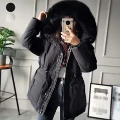 【送料無料】韓国風 レディースダウンコート 中綿コート ショートコート 厚手 通勤 通学 フード付き フェイクファー 冬用 アウター 暖かい