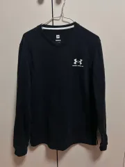 UNDER ARMOUR アンダーアーマー ブラック Tシャツ M サイズ