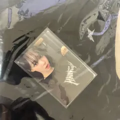 aespa（エスパ） ウィンター リー マン ショート 半袖 Tシャツ トレカ 未開封