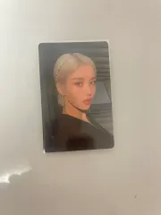 IZ*ONE(アイズワン) クォン・ウンビ(KWON EUNBI) トレカ