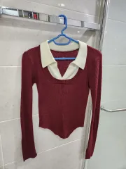 ワイン色 長袖 ニット