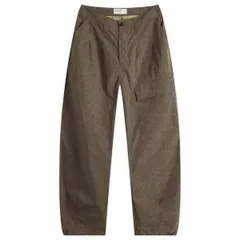 ユニバーサルワークス メンズ ボトムス カジュアルパンツ Universal Works Leopard Poly Tech Pilotrousersand サンド
