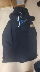 アディダス黒色 フード ダウン アウター