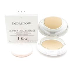 未使用 Dior ディオール スノーパーフェクトライトコンパクトファンデーション ファンデーション 2W プレスト BO9881S
