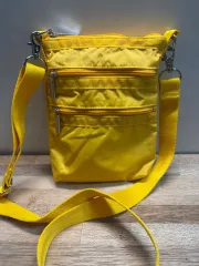 LeSportsac デイ リリー スリージップ クロスボディーバッグ