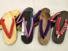 Item thumbnail for item e8fff452-c3e4-49eb-bcb2-e5adf69fa93c