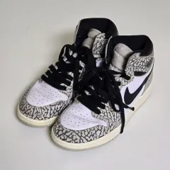 ナイキ ジョーダン1 レトロ ハイ スニーカー 230