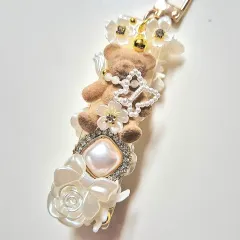 キーホルダー_ ベージュ+白