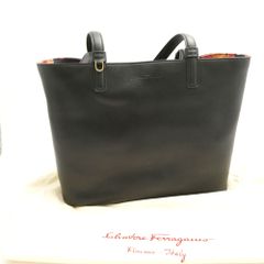Salvatore Ferragamo ガンチーニ トートバッグ ブラック - メルカリ