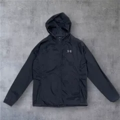 UNDER ARMOUR アンダーアーマー ブラック ランニング フード ウィンドブレーカー ジップアップ M