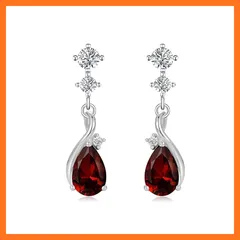 【新品】 FH.bird ガーネット ピアス レディース 人気 揺れる「優雅さの化身」金属アレルギー対応 つけっぱなしピアス 赤い石 ゆれる 1月誕生石 大きな宝石 成人式 誕生日 クリスマスプレゼント 女性 人気 20代 1