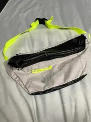 ナイキ ショルダーバッグ