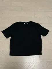 Zara ザラ クロップド ブラック Tシャツ
