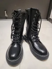 新品) ブラック レースアップ ロング アンクル ブーツ