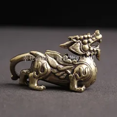 貔貅 ヒキュウ 飛天貔貅 置物 オブジェ 風水 黄銅 真鍮 ブラス 実心 復古 做旧 アンティーク 招財 進宝 金運 財運 商売繁盛 守護 神獣 瑞獣 魔除け 厄除け 開運 文玩 卓上置物 デスク インテリア 縁起物 ギフト